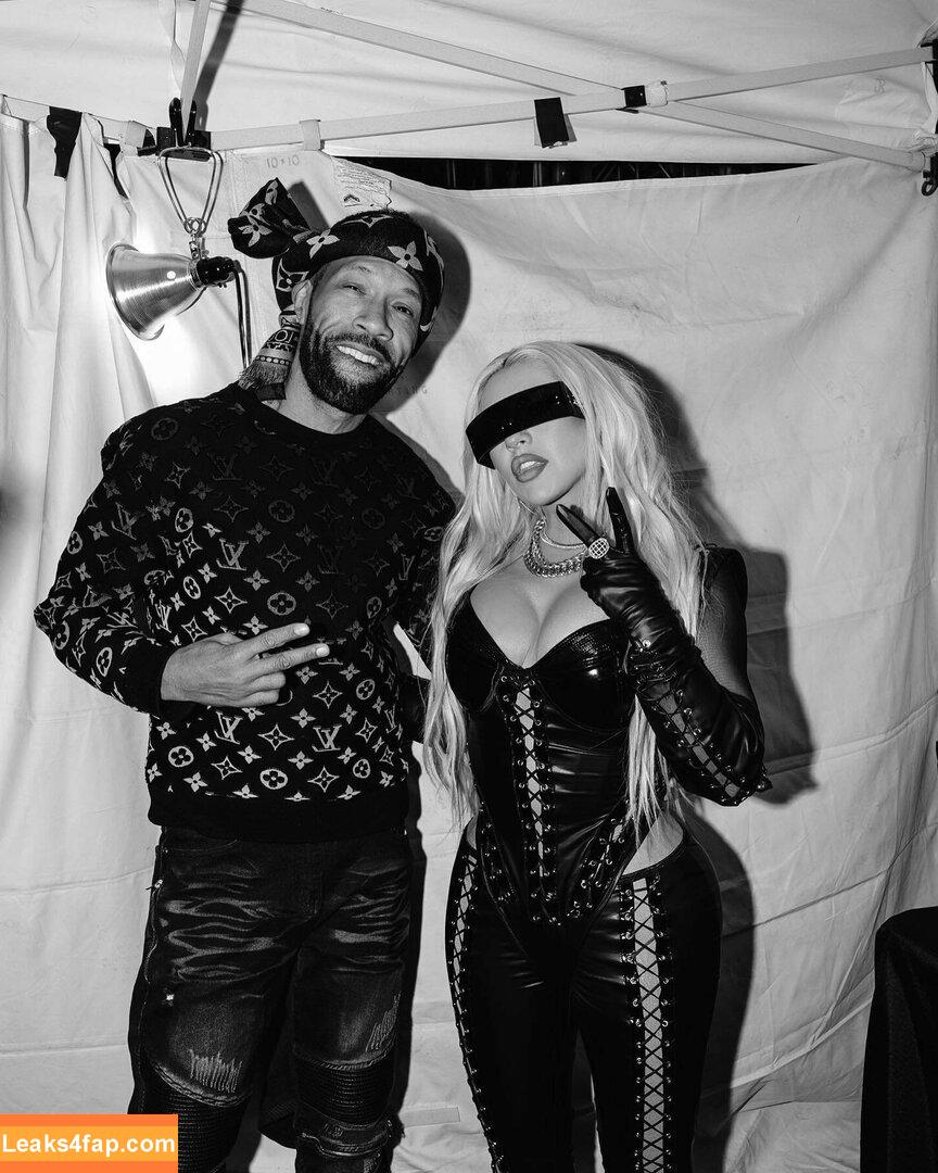 Christina Aguilera / XTINA / christinaaguilera слитое фото фото #0370