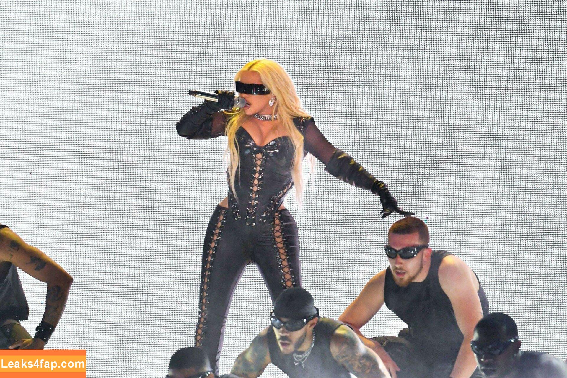 Christina Aguilera / XTINA / christinaaguilera слитое фото фото #0378