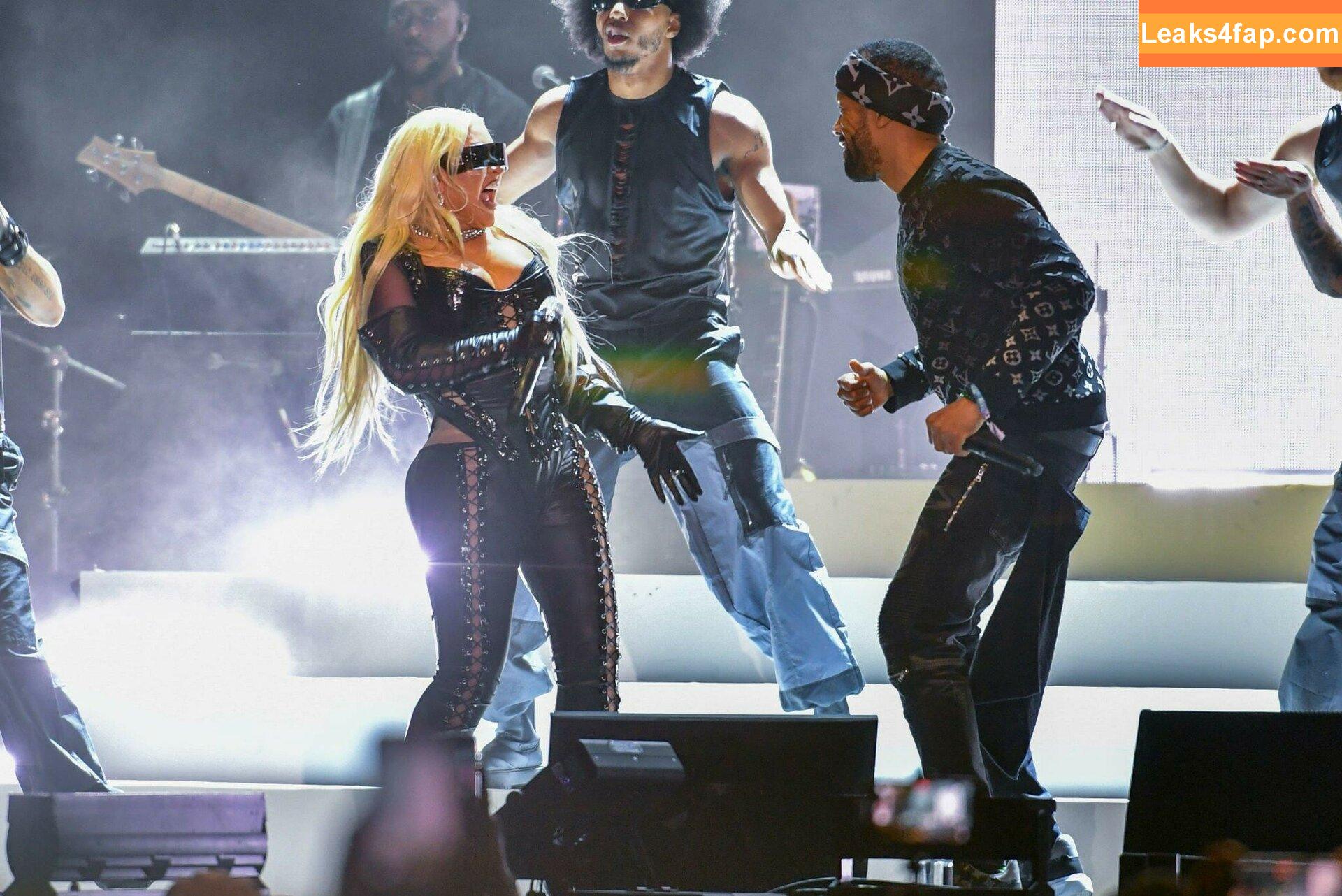 Christina Aguilera / XTINA / christinaaguilera слитое фото фото #0381