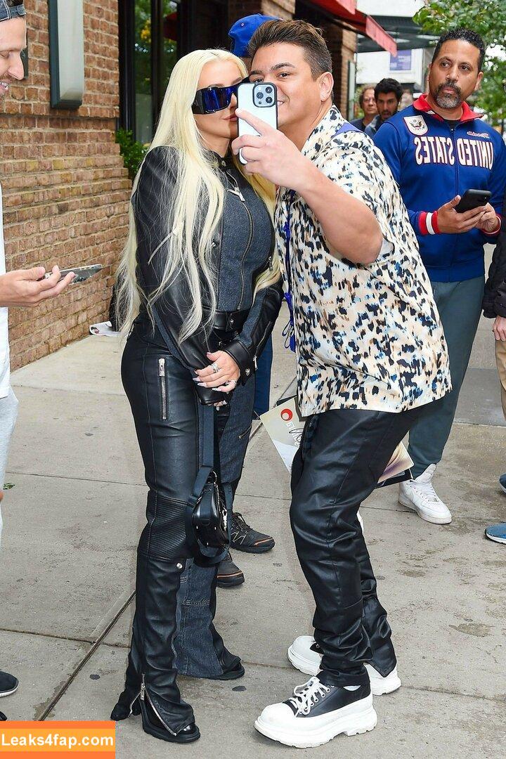 Christina Aguilera / XTINA / christinaaguilera слитое фото фото #0383
