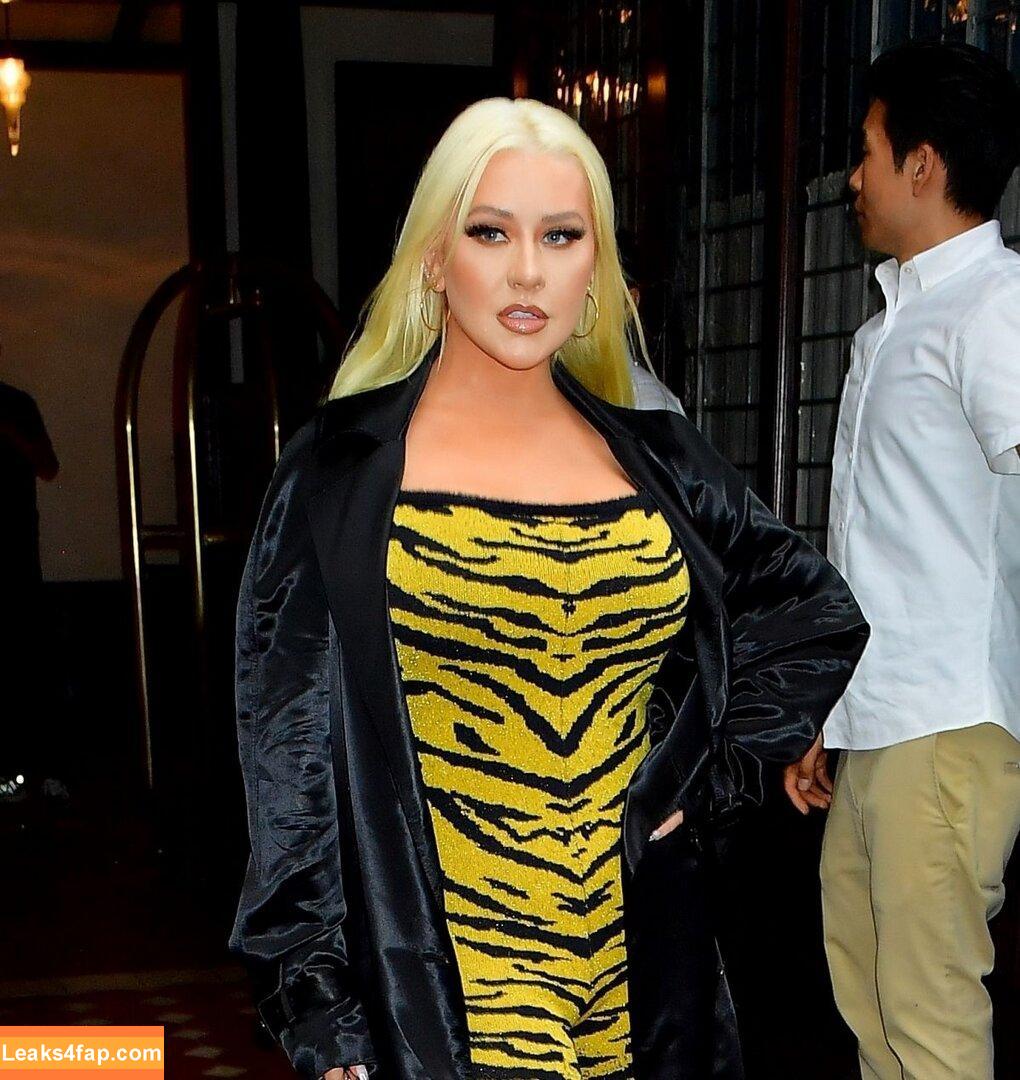 Christina Aguilera / XTINA / christinaaguilera слитое фото фото #0385