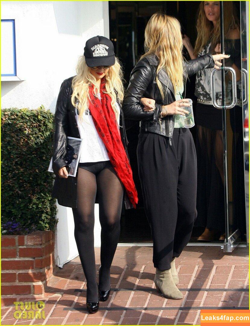 Christina Aguilera / XTINA / christinaaguilera слитое фото фото #0428