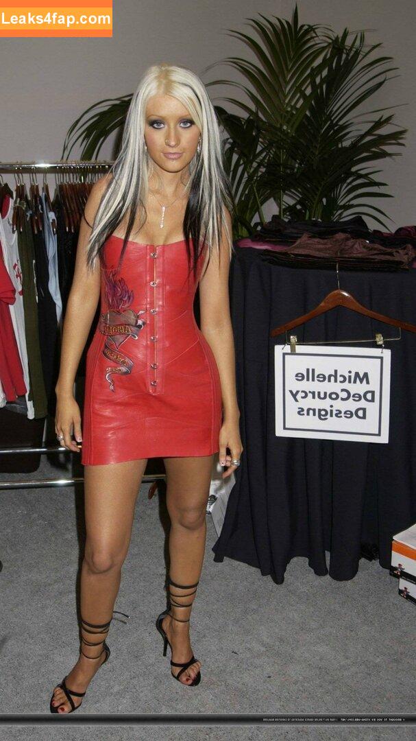Christina Aguilera / XTINA / christinaaguilera слитое фото фото #0564