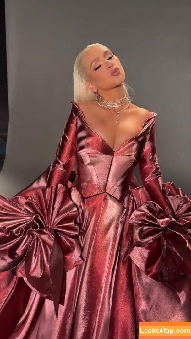Christina Aguilera / XTINA / christinaaguilera слитое фото фото #0574