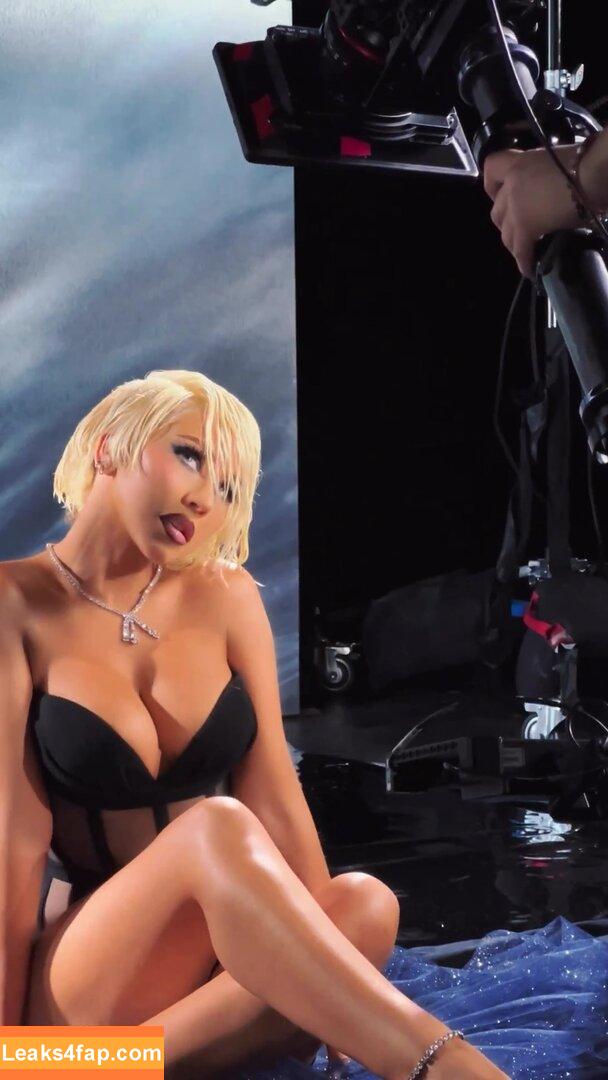 Christina Aguilera / XTINA / christinaaguilera слитое фото фото #0578