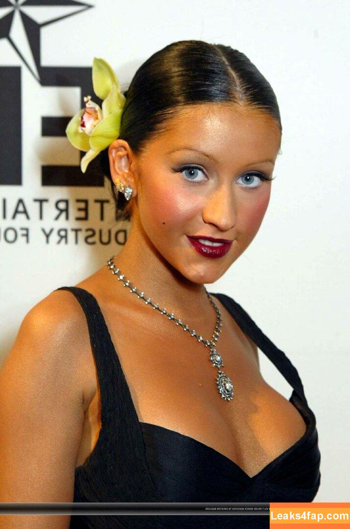 Christina Aguilera / XTINA / christinaaguilera слитое фото фото #0626
