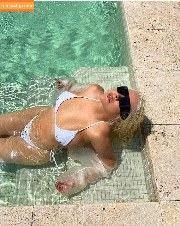 Christina Aguilera / XTINA / christinaaguilera слитое фото фото #0776