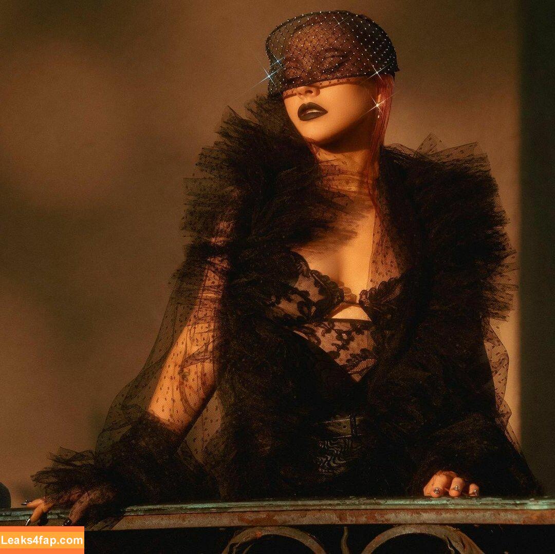 Christina Aguilera / XTINA / christinaaguilera слитое фото фото #0799