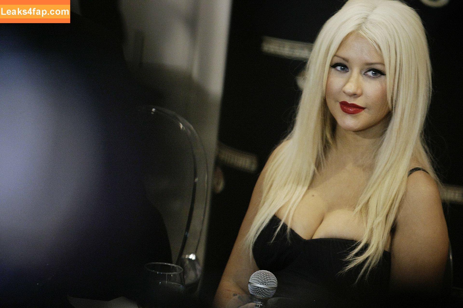 Christina Aguilera / XTINA / christinaaguilera слитое фото фото #0857