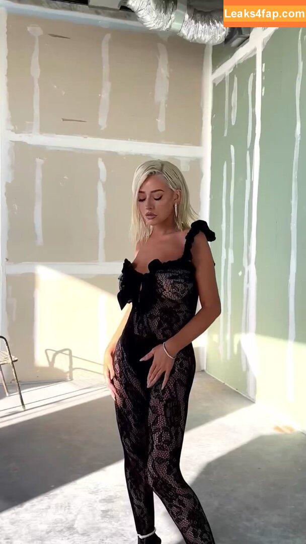 Christina Aguilera / XTINA / christinaaguilera слитое фото фото #0872