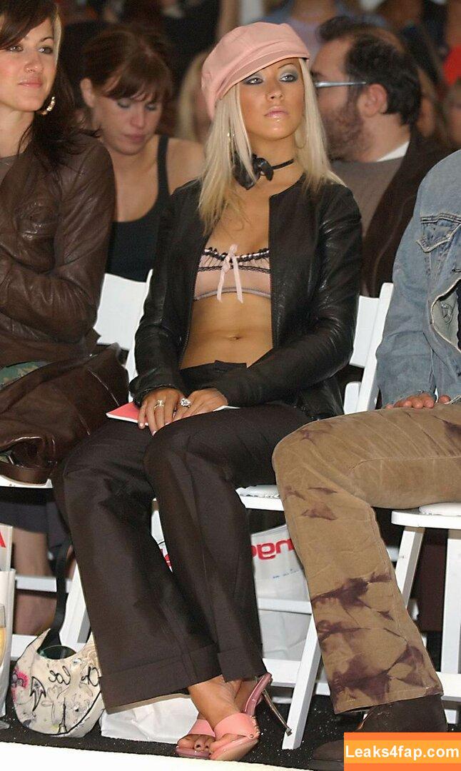 Christina Aguilera / XTINA / christinaaguilera слитое фото фото #0931