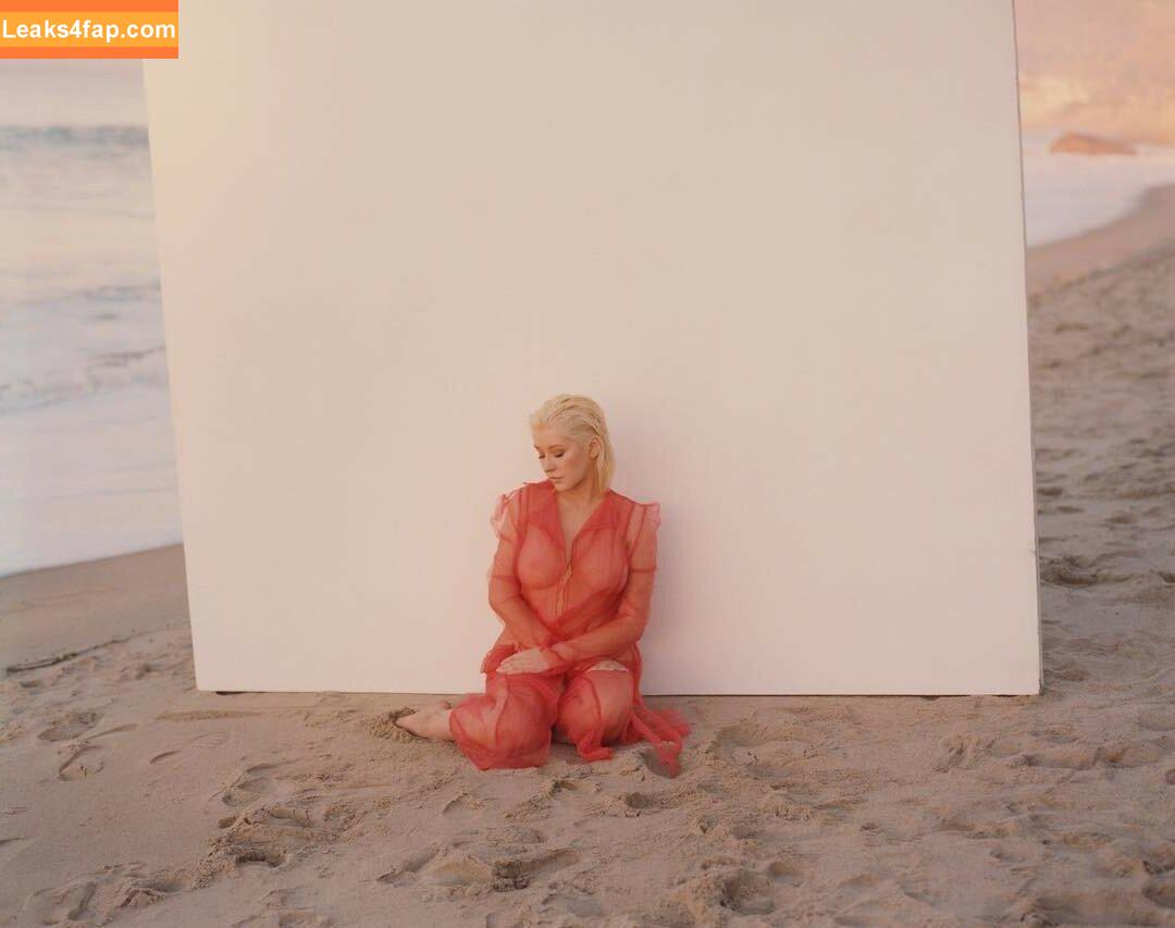 Christina Aguilera / XTINA / christinaaguilera слитое фото фото #0934