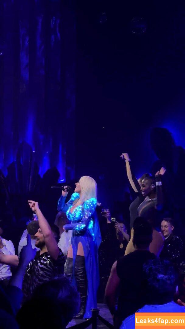 Christina Aguilera / XTINA / christinaaguilera слитое фото фото #0962