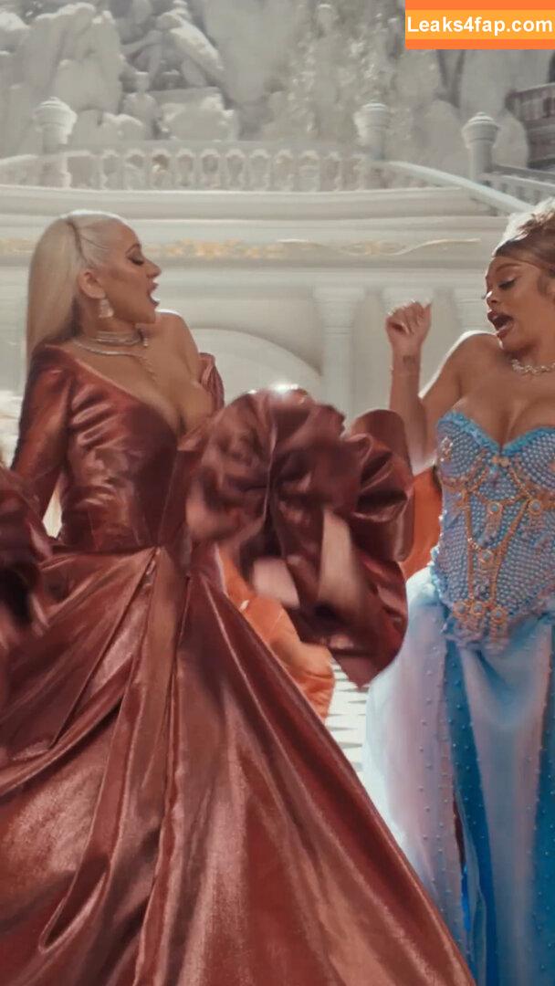 Christina Aguilera / XTINA / christinaaguilera слитое фото фото #0986