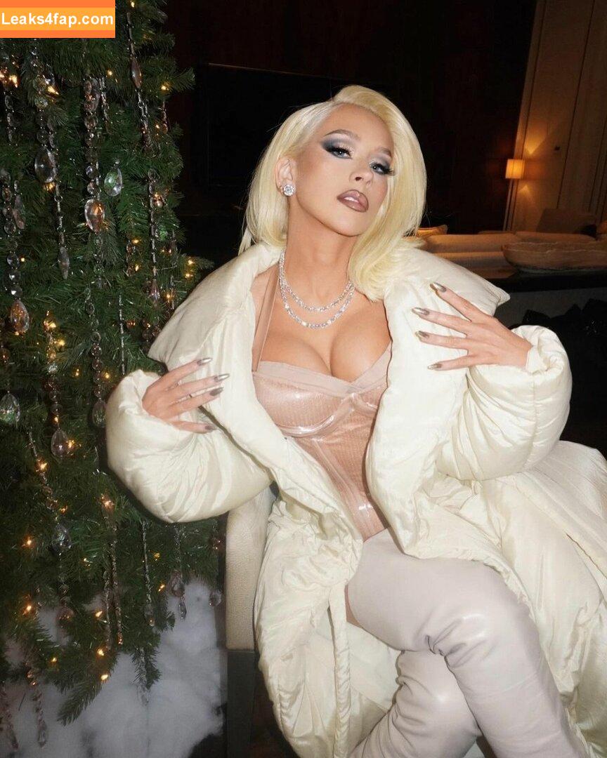 Christina Aguilera / XTINA / christinaaguilera слитое фото фото #0989
