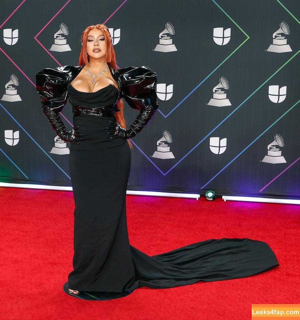 Christina Aguilera / XTINA / christinaaguilera слитое фото фото #0995