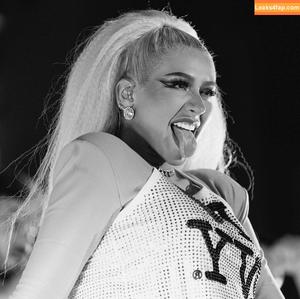 Christina Aguilera фото #0313