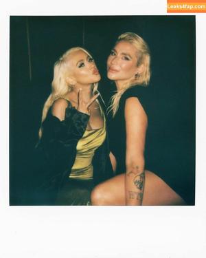 Christina Aguilera фото #0549