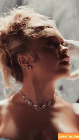 Christina Aguilera фото #0575