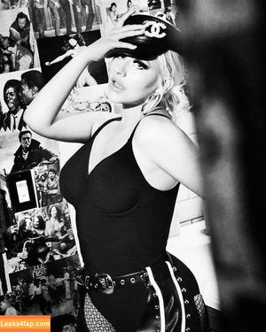 Christina Aguilera фото #0794