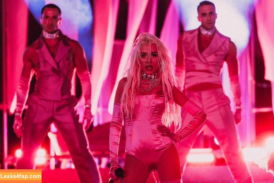 Christina Aguilera / XTINA / christinaaguilera leaked photo photo #1612