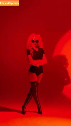 Christina Aguilera photo #1067