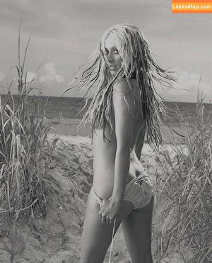Christina Aguilera photo #1200
