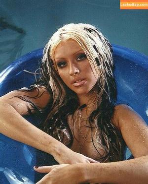 Christina Aguilera photo #1215