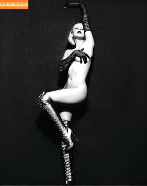 Christina Aguilera photo #1326