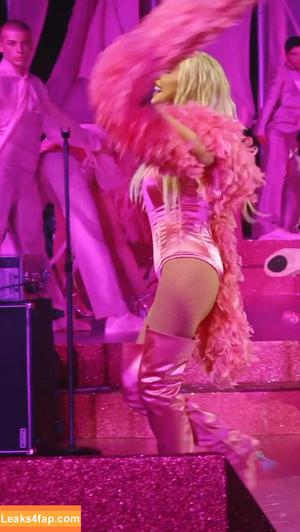 Christina Aguilera photo #1583