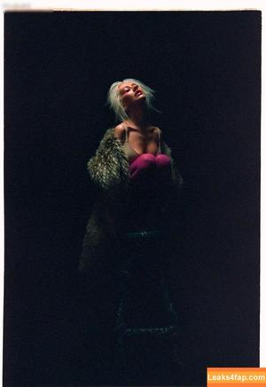 Christina Aguilera photo #1727