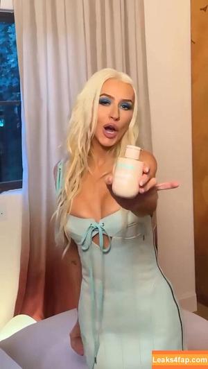 Christina Aguilera photo #1937