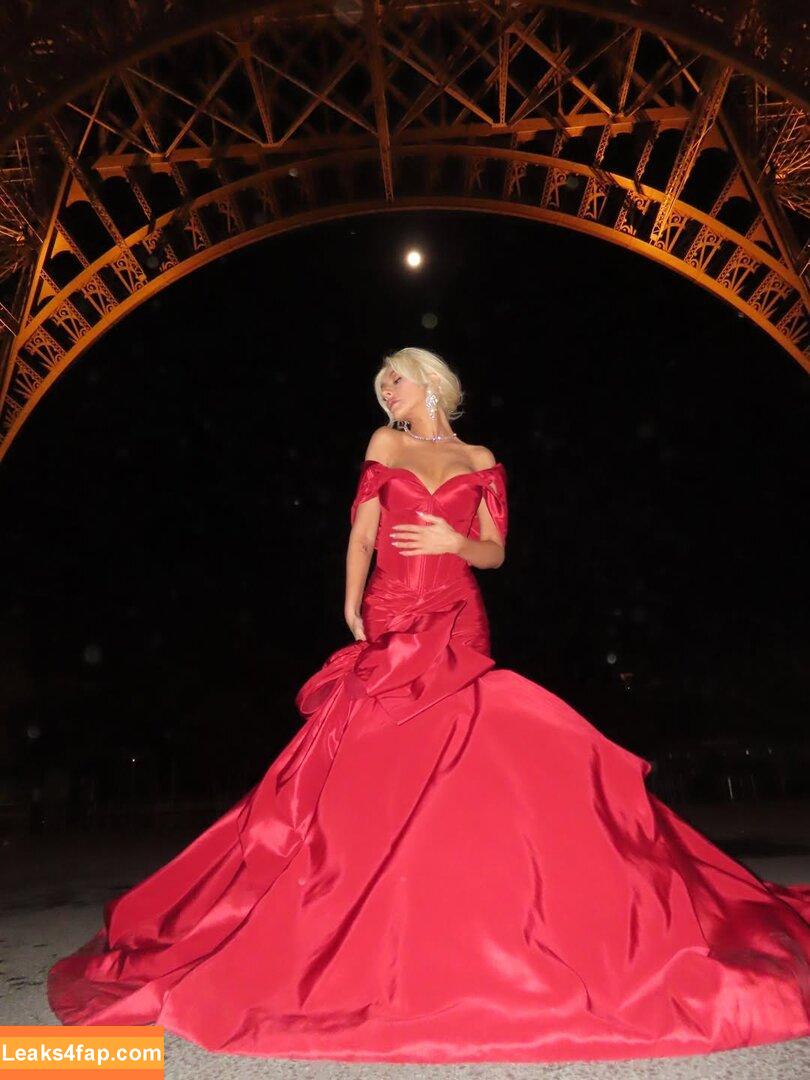 Christina Aguilera / XTINA / christinaaguilera слитое фото фото #2307