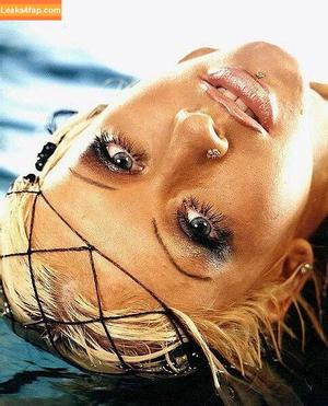 Christina Aguilera photo #2195