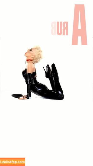 Christina Aguilera photo #2251