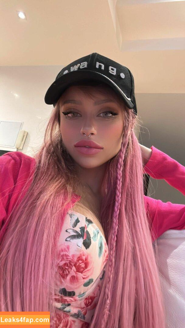 Christina Bertevello / christina.bertevello / christinabertevello leaked photo photo #0073