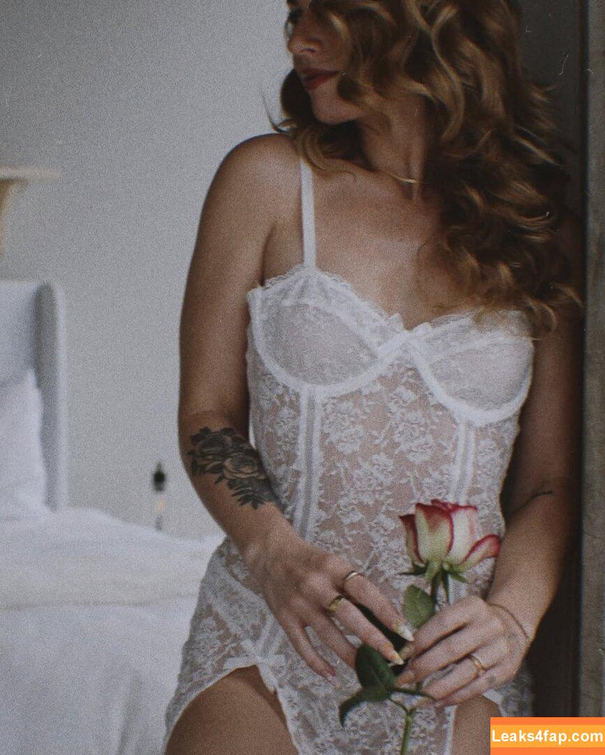 Christina Eileen / christinaeileen leaked photo photo #0008