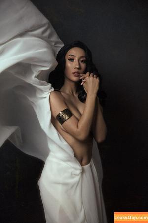 Christina Gonzalez photo #0011