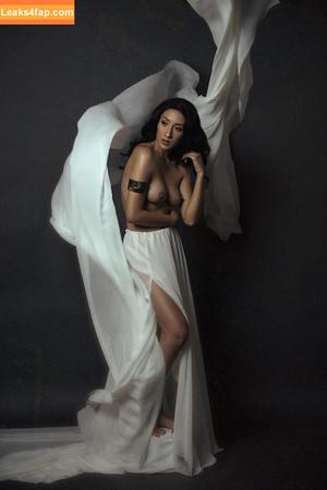 Christina Gonzalez photo #0012