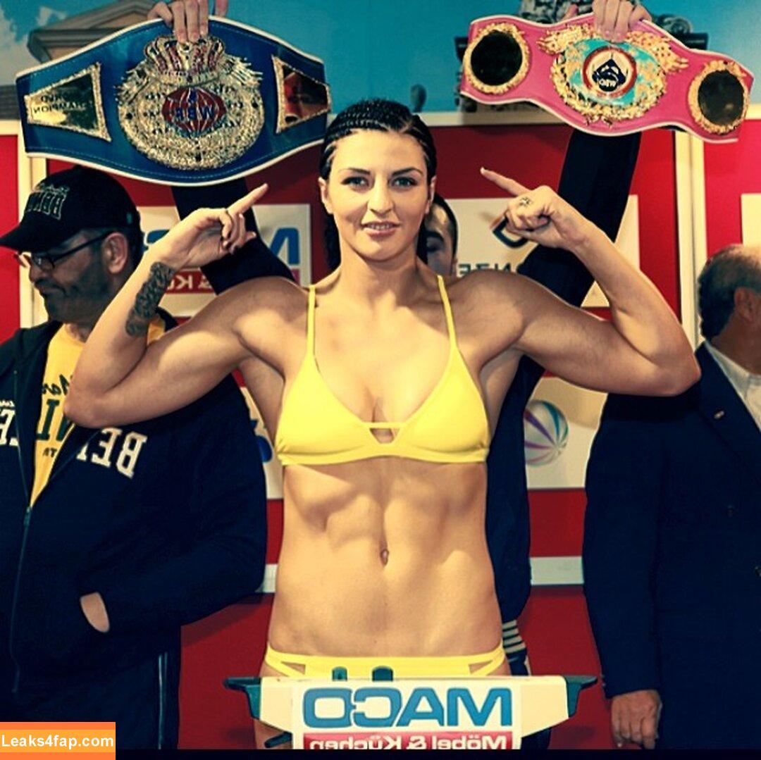 Christina Hammer / German Boxer / ladyhammer_official слитое фото фото #0038