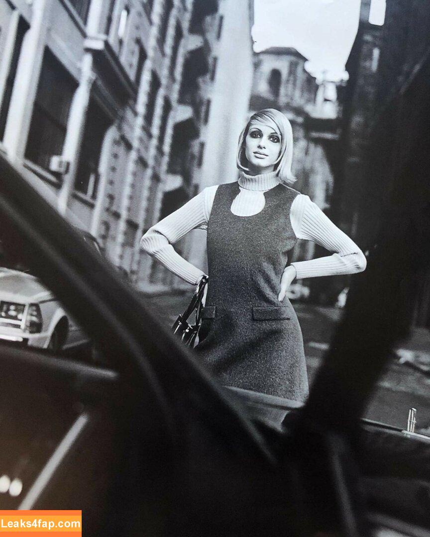 Christina Hendricks / actuallychristinahendricks leaked photo photo #0005