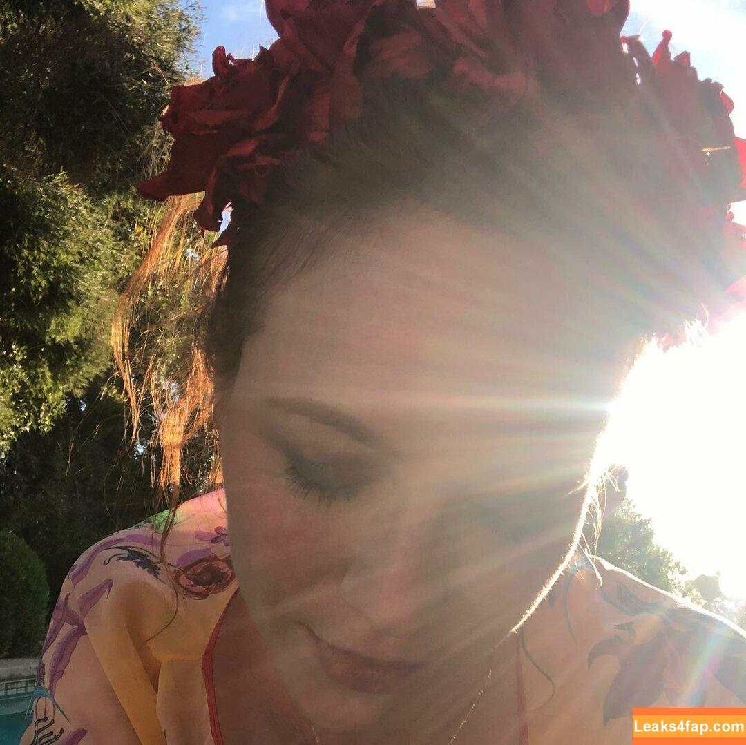 Christina Hendricks / actuallychristinahendricks leaked photo photo #0073