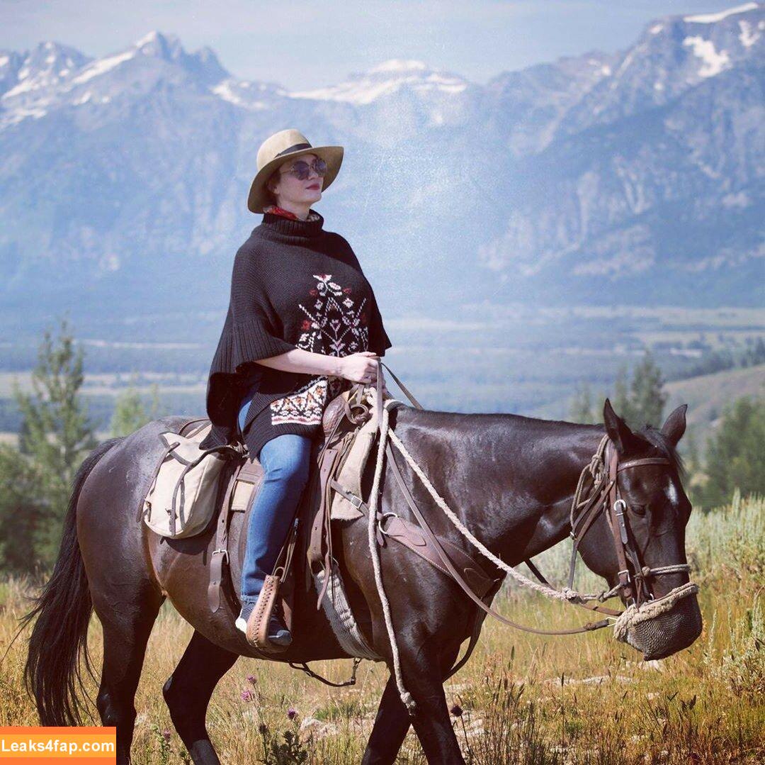 Christina Hendricks / actuallychristinahendricks leaked photo photo #0122