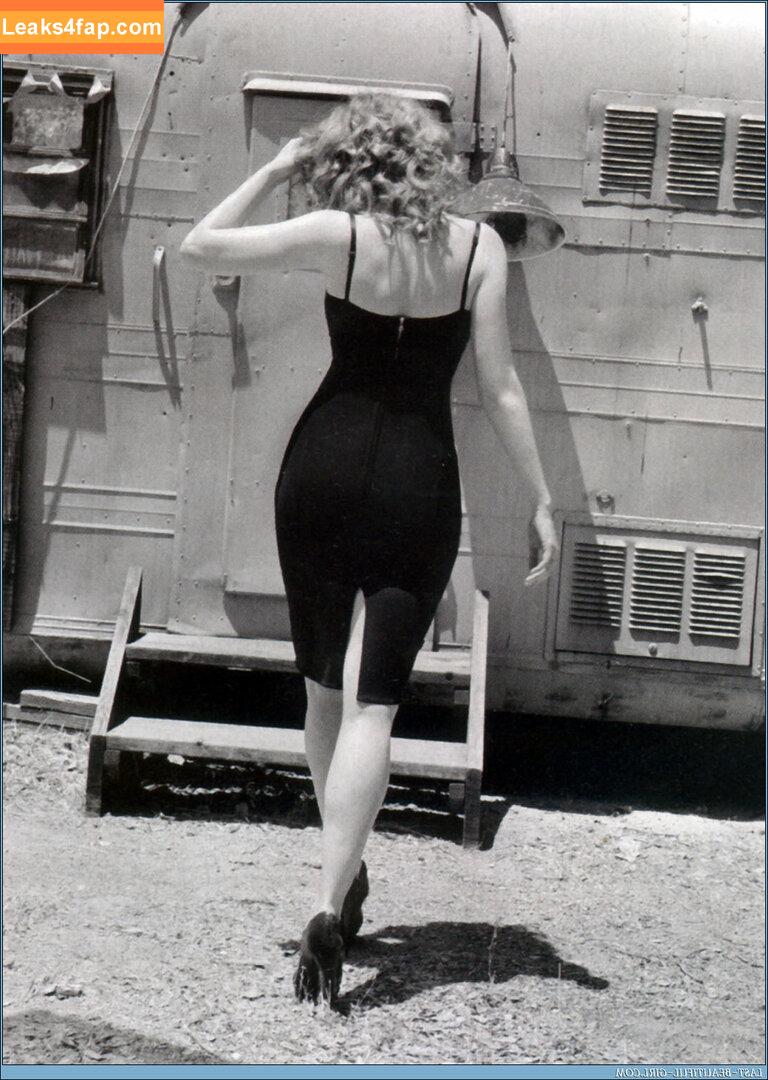 Christina Hendricks / actuallychristinahendricks leaked photo photo #0153