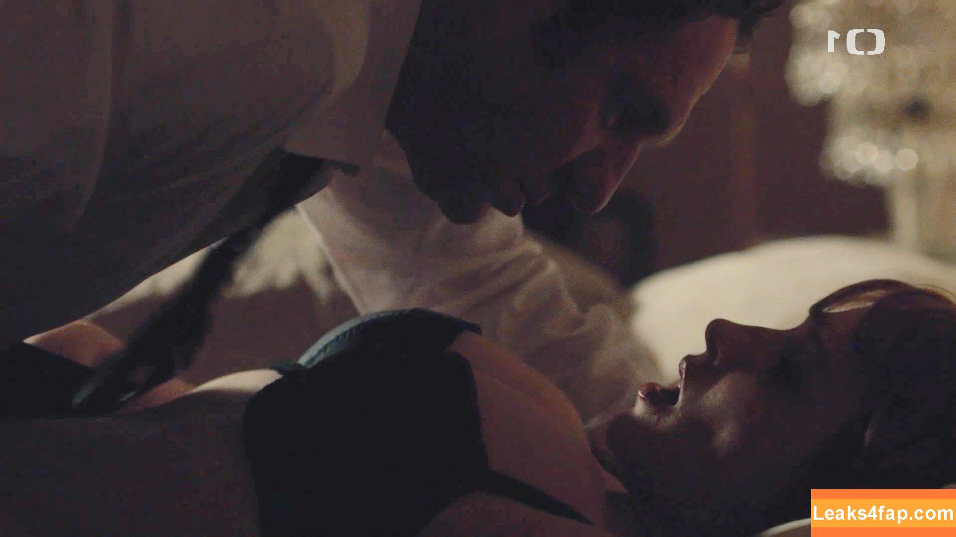 Christina Hendricks / actuallychristinahendricks leaked photo photo #0171