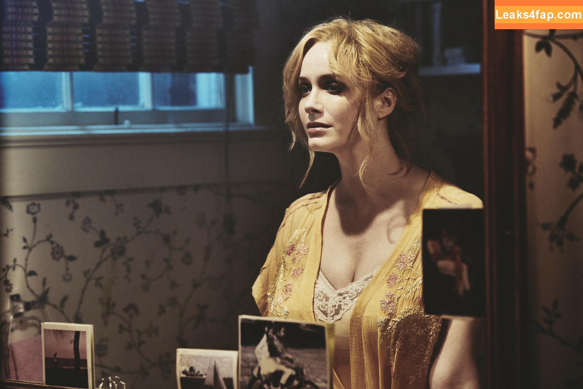 Christina Hendricks / actuallychristinahendricks leaked photo photo #0190