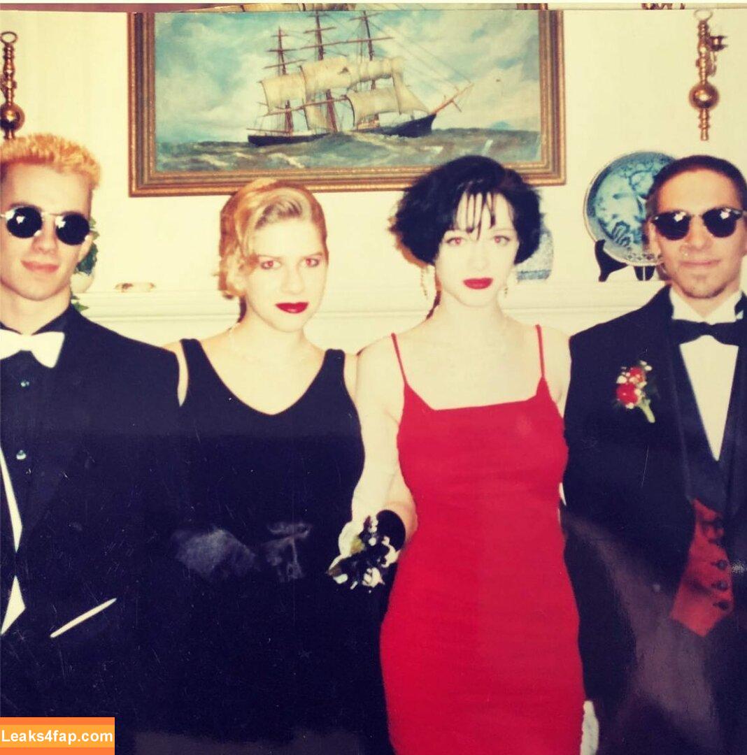 Christina Hendricks / actuallychristinahendricks leaked photo photo #0374