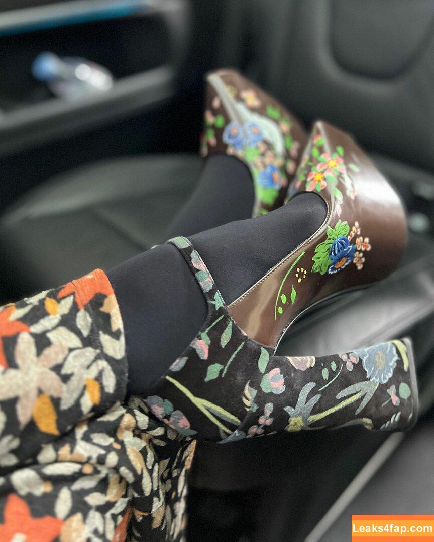 Christina Hendricks / actuallychristinahendricks leaked photo photo #0462