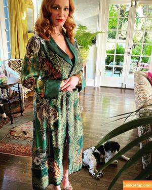 Christina Hendricks photo #0387