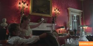 Christina Hendricks photo #0492